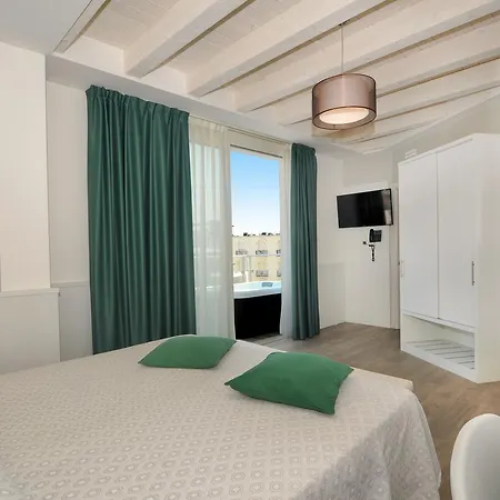 Hotell Austria 3*