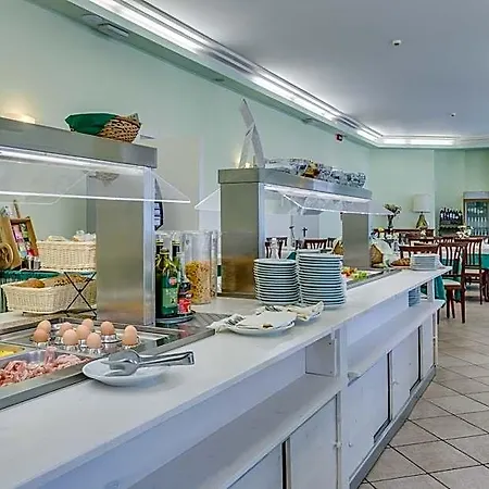 Hotel Austria 3*