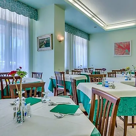 Hotel Austria 3*